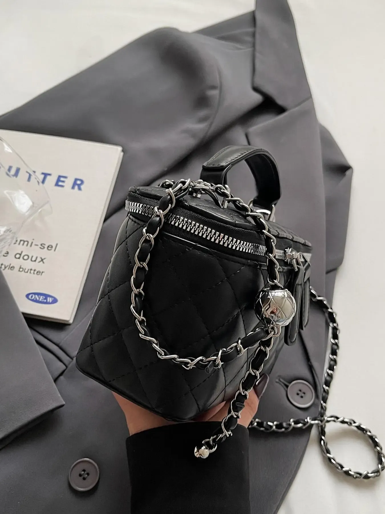 Women's Fashion Quilted Chain Decorated Handbag, Casual Versatile Chic Chain Crossbody Bag for Daily Commuting, Trendy All-match Commuter Bag for Work