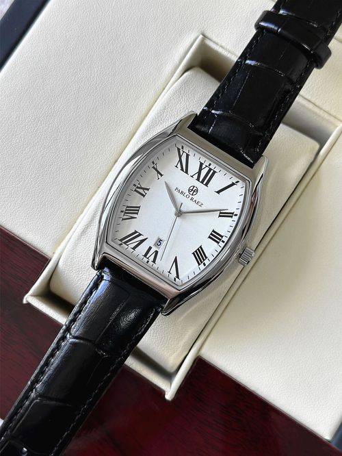 Men's Business-Style Quartz Watch — Crafted from Stainless Steel. Ideal for both parties and daily wear, this trendy and versatile timepiece is exquisitely refined—making it a perfect gift. (Note: Watch box not included.)