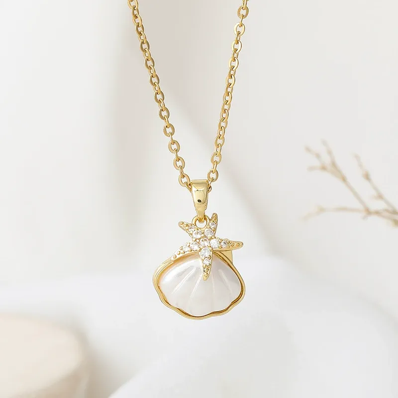 Minimalist Korean Style Titanium Steel Starfish & Shell Necklace for Women - 18K Gold Plated, Unique Ins-Inspired Dainty Jewelry, Fresh & Elegant Collarbone Chain for Daily Wear & Gifting