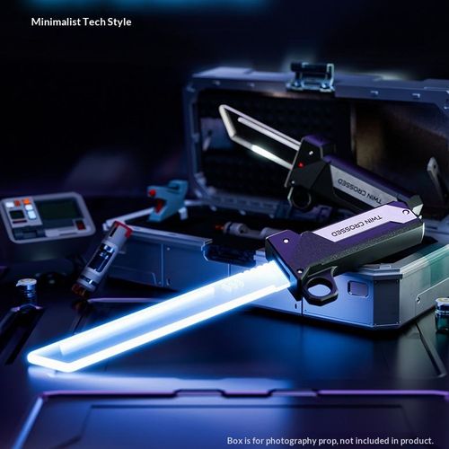 Kids' Light Up Double-Bladed Lightsaber - Connectable Design 7-Color Flashing Lights, Cool Trendy Viral Toy Perfect for Gifts