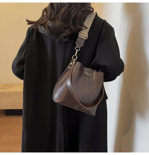 Vintage Large Capacity Bucket Bag, Fashion Casual Shoulder Crossbody Bag for Outdoor Travel Commuting, Stylish Unisex Handbag, Fashionable Crossbody Bag