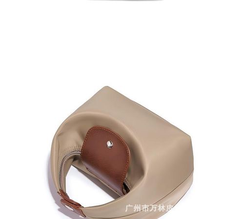 Fashion Crescent Bag Lightweight Durable Nylon Handbag with Adjustable Strap Satchel for Versatile Use in Multiple Colors Stylish Essential Companion