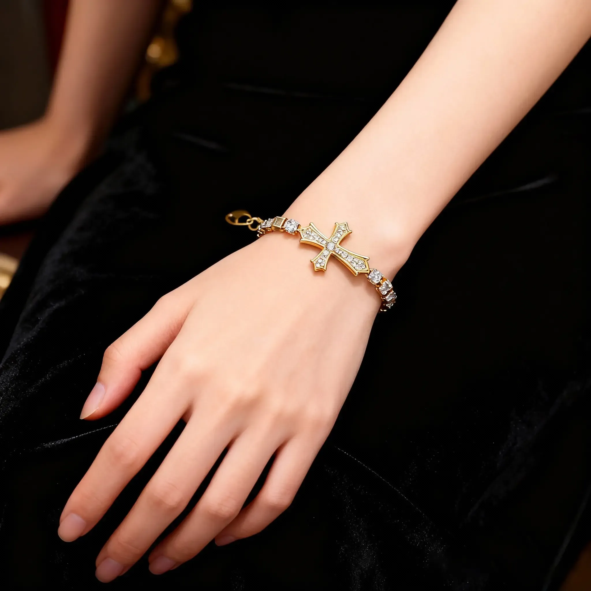 Cross Jesus Bracelet Hypoallergenic Gold-Plated with Cubic Zirconia Adjustable Wristband 9.45 Inches Unisex Gift for Christmas Valentine's Day Birthday