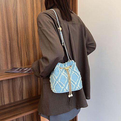 Women's Elegant Faux Pearl Decorated Crossbody Bag, Exquisite Trendy Metal Drawstring Crossbody Bag, Fashionable Bag for Daily Use