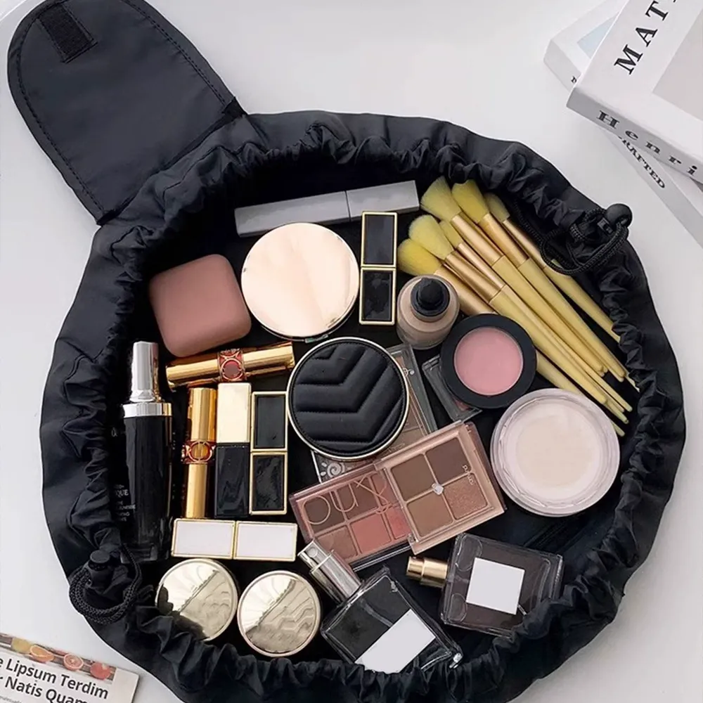 Hot selling lazy makeup bag | portable travel toiletries drawstring bag | new large capacity women's drawstring storage bag lazy makeup bag one draw into shape bag and small bead chain
