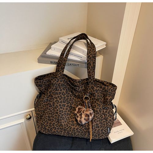 Leopard-Print Plush Bag Charm Tote — Large-Capacity, Stylish Tote Bag (Versatile for Commuting & Daily Use) — Shoulder & Crossbody Design (Includes Bag Charm)