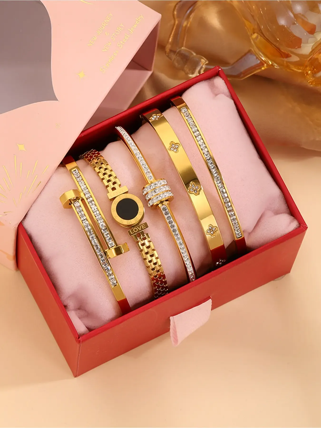 Unisex 304 Stainless Steel Bracelet 5-Piece Set — Christmas Gift, Stackable Bracelets, Layered Design (Gift Box Not Included)