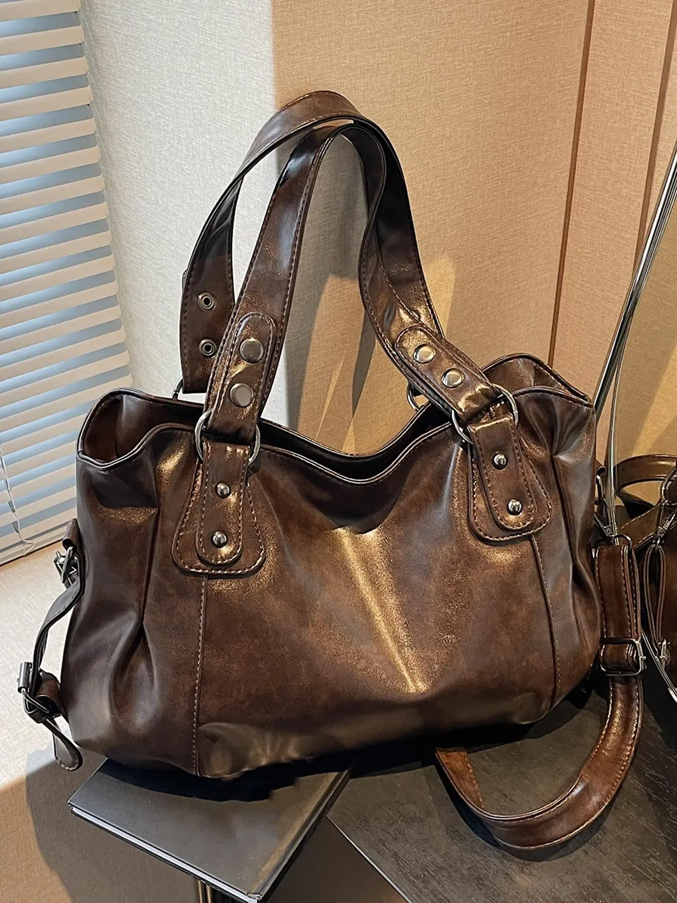 Women's Elegant Solid Color Shoulder Bag, handbag shoulder bag, Fashionable Large Capacity Crossbody Bag for Work & Daily Used, Casual Trendy Versatile High-quality Daily Commuting Bag