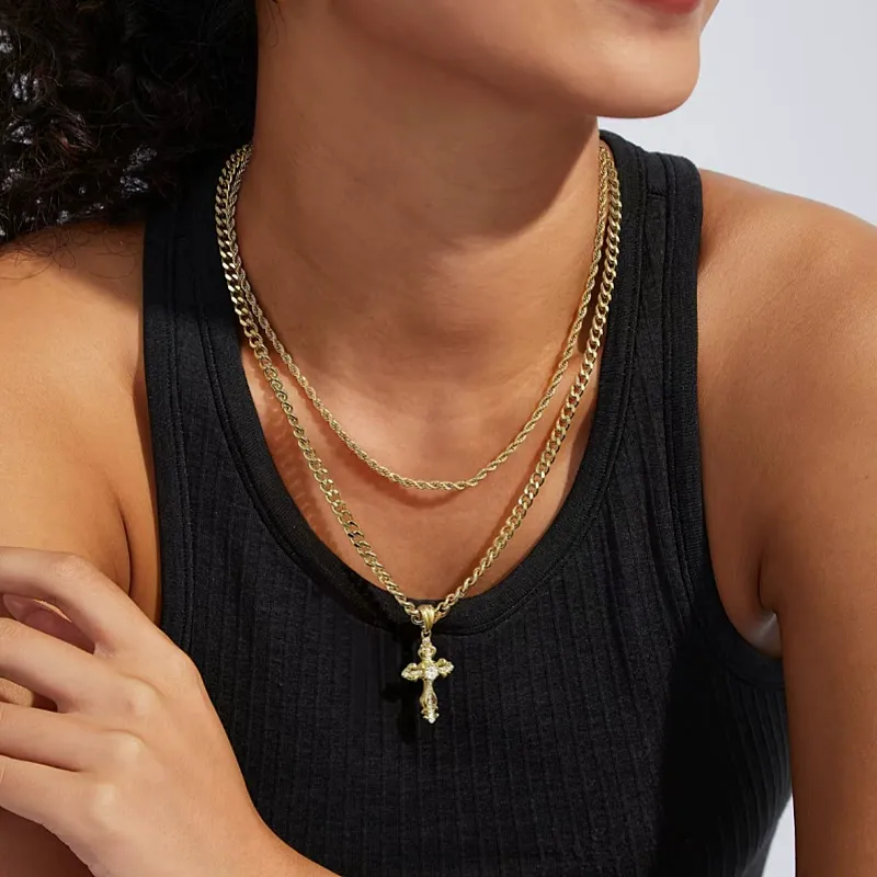 Layered Cross Necklace Faith Pendant for men and women, 14K Gold-Plated Delicate Cubic Zirconia Pendant Necklace, Fashionable Religious & Jewelry for Christmas Gifts