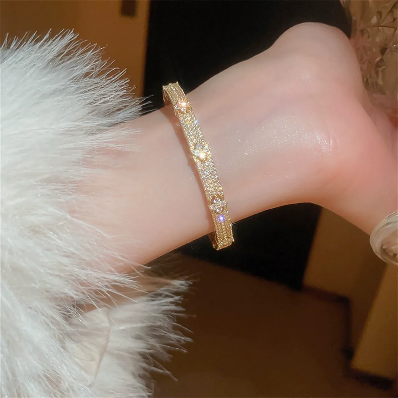 Elegant Four Leaf Clover Zircon Bracelet for Women, Rhinestone Bracelet, Copper Chain Casual Jewelry, Perfect Gift for All Seasons, Daily Wear Fashion Accessory