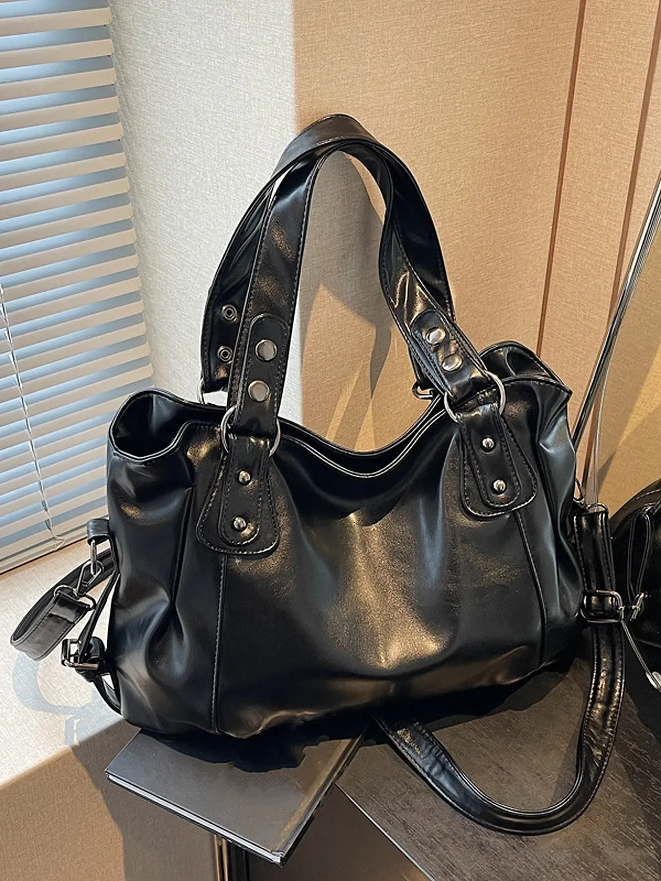 Women's Elegant Solid Color Shoulder Bag, handbag shoulder bag, Fashionable Large Capacity Crossbody Bag for Work & Daily Used, Casual Trendy Versatile High-quality Daily Commuting Bag