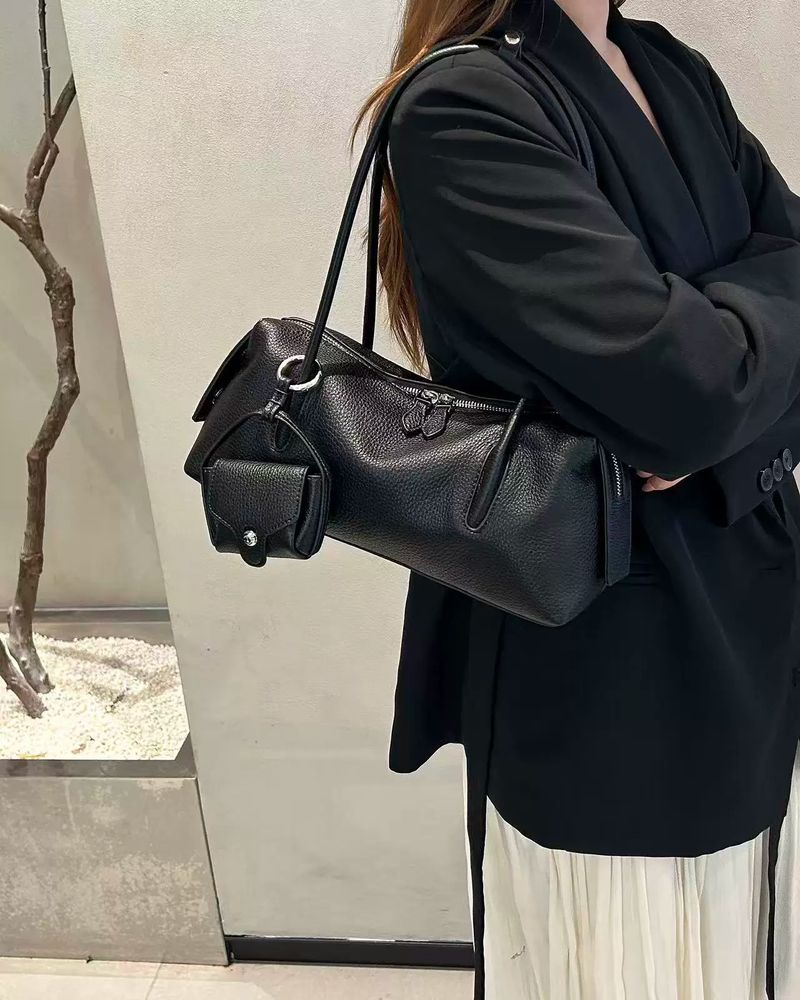 Geantă Tote din Piele Naturală pentru Femei – Elegantă, Încăpătoare și Perfectă pentru Birou