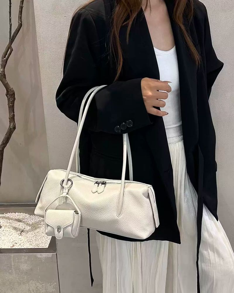 Geantă Tote din Piele Naturală pentru Femei – Elegantă, Încăpătoare și Perfectă pentru Birou