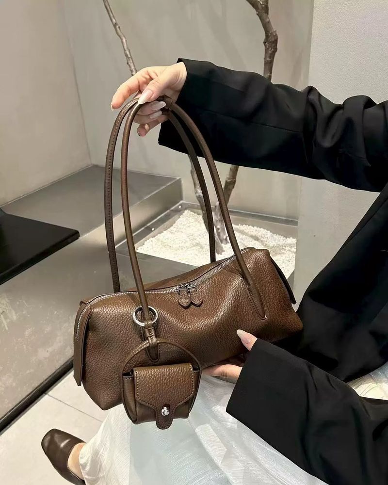 Geantă Tote din Piele Naturală pentru Femei – Elegantă, Încăpătoare și Perfectă pentru Birou
