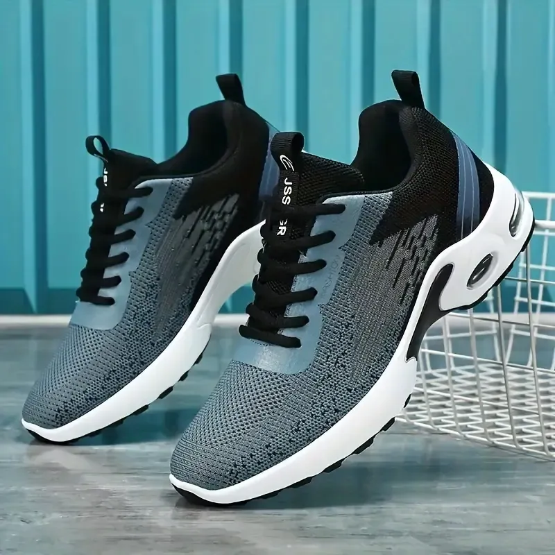 Mens Low-Top Gradient Striped Casual Sneakers