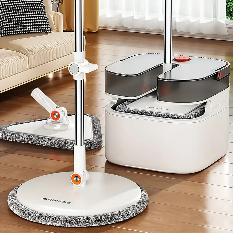 Spin mop and bucket set