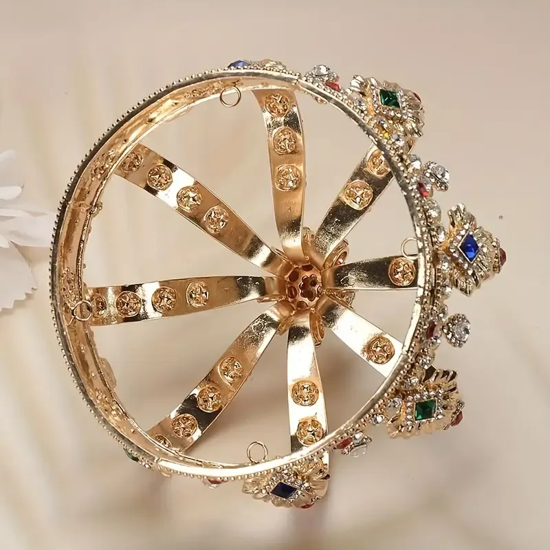 Elegant King's Court Crown
