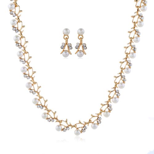 Elegant 14K Gold Plated Zinc Alloy Jewelry Set with Imitation Pearls - Sophisticated Necklace and Earrings for Women, Age 14+ - Timeless Fashion Ensemble