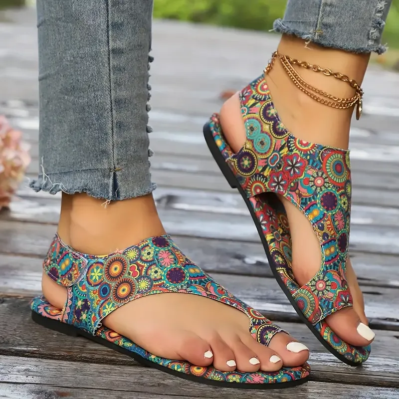 Boho-Chic Women's Floral Flat Sandals With Hook-and-loop