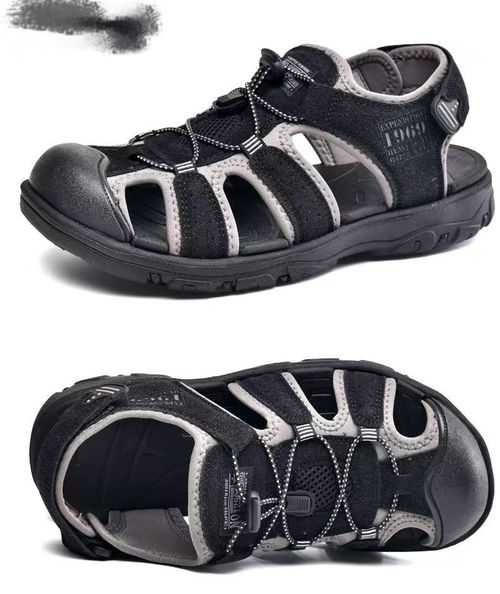 Closed-toe sports casual sandals