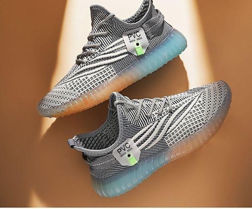 Breathable mesh running shoes and flying woven sports shoes for men