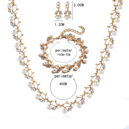 Elegant 14K Gold Plated Zinc Alloy Jewelry Set with Imitation Pearls - Sophisticated Necklace and Earrings for Women, Age 14+ - Timeless Fashion Ensemble