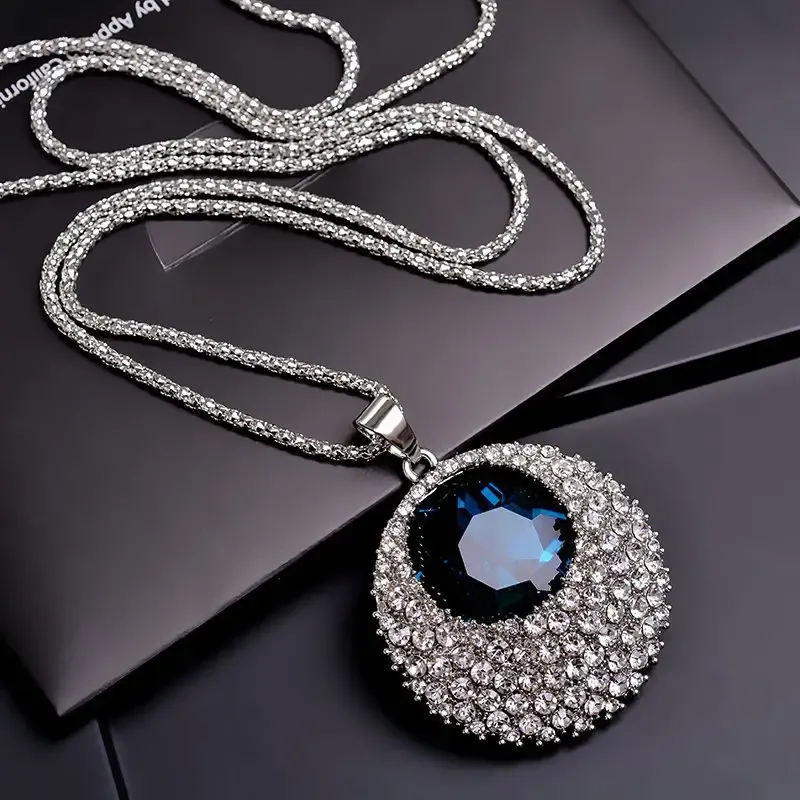 Elegant Crystal Round Sweater Chain, Long Fashionable Autumn And Winter Necklace For Women