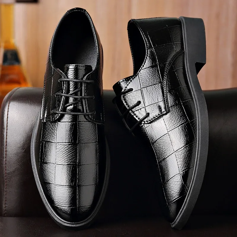 Pointed-toe men's leather shoes, lace-up men's business casual leather shoes, British-style men's shoes