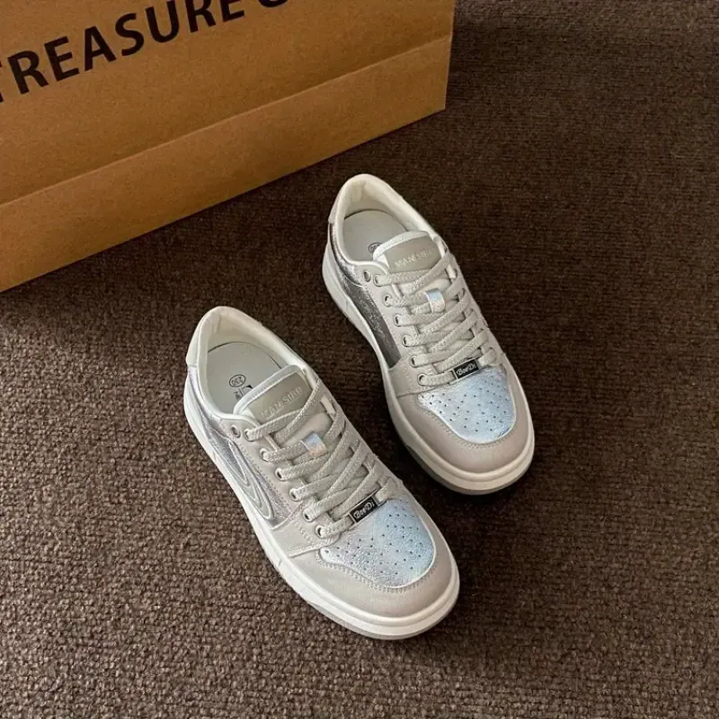 2024 New Round Toe Cross Strap Deep Mouth Lace-Up Sports Shoes Mid-Heel Mesh Flat Bottom Sports Casual Shoes Fashion Sneakers