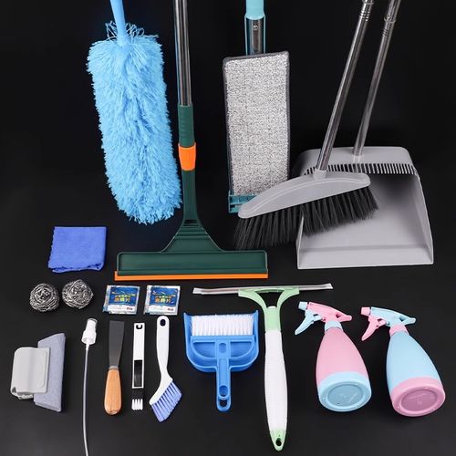 Cleaning tool set