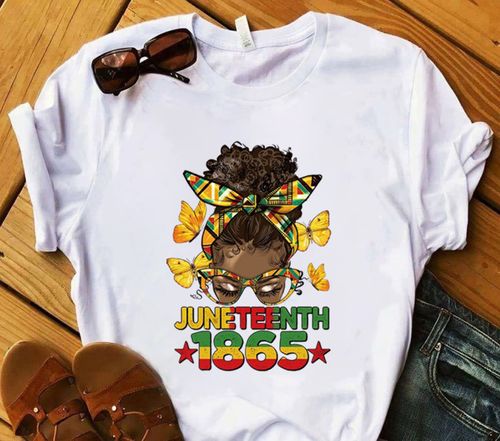 Casual Crew Neck T-Shirt with African Inspired Portrait Print - 100% Polyester Women's Short Sleeve Tee with Medium Stretch, Knit Fabric, Regular Fit Pullover for All Seasons
