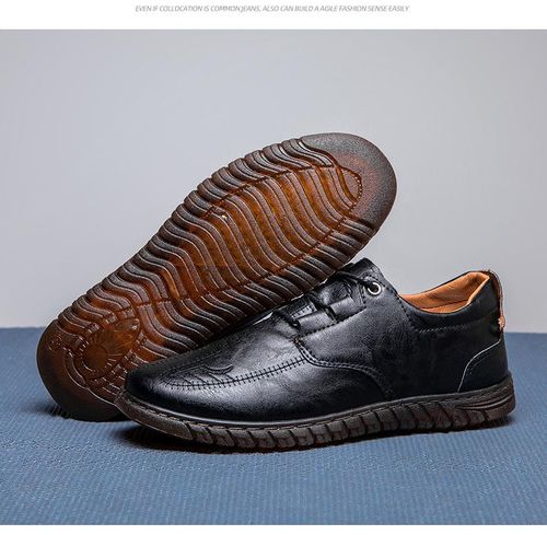 Soft leather shoes with cowhide soles are versatile and casual business shoes