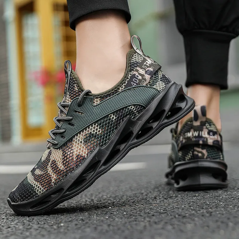 A men's casual single shoe with a mesh wide toe elastic band, which is lightweight, comfortable and wear-resistant