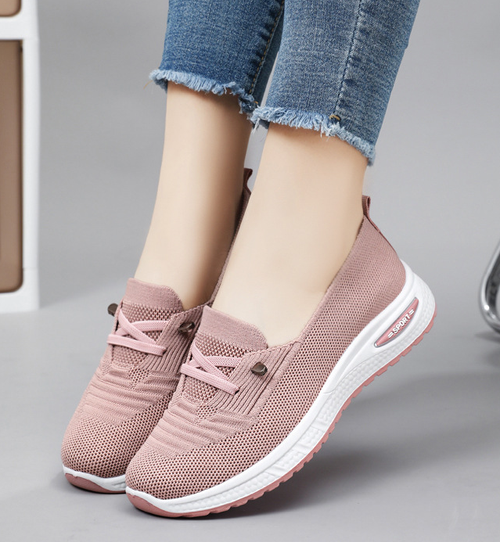 Casual breathable durable and comfortable shoes