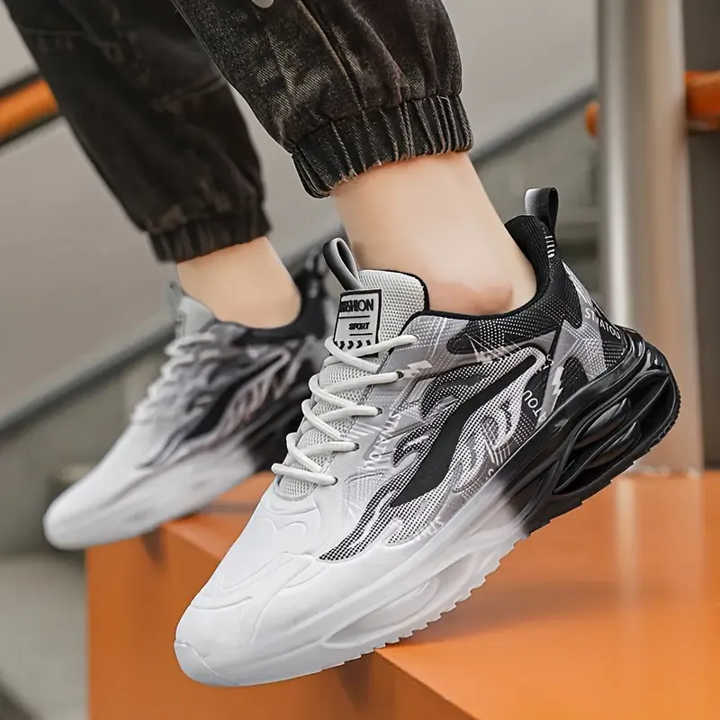 Trendy Gradient Color Low Top Comfy Running Shoes