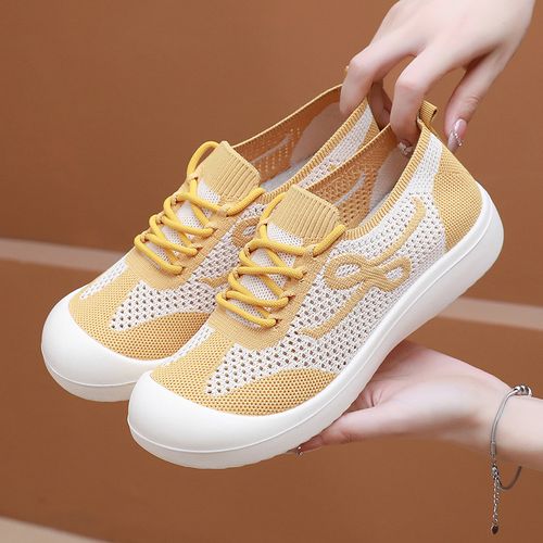 Fashionable and comfortable mesh soft sole flat shoes