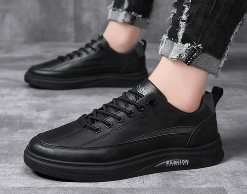 Breathable all-match black sneakers