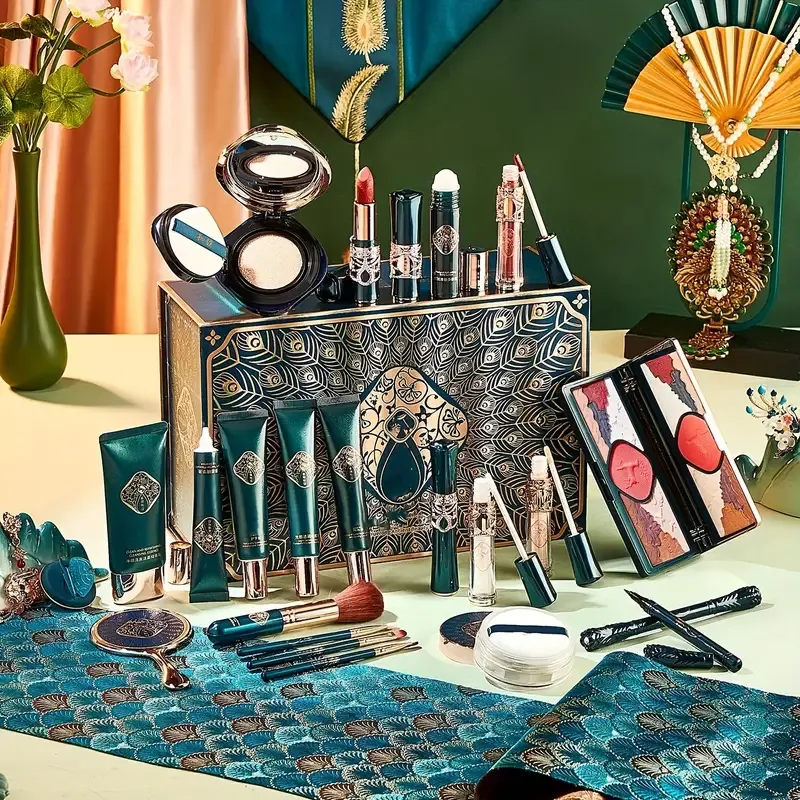 23pc Luxury Makeup Gift Set