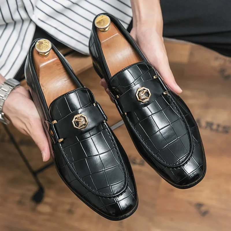 Fashionable stone-patterned loafers, formal breathable lazy shoes