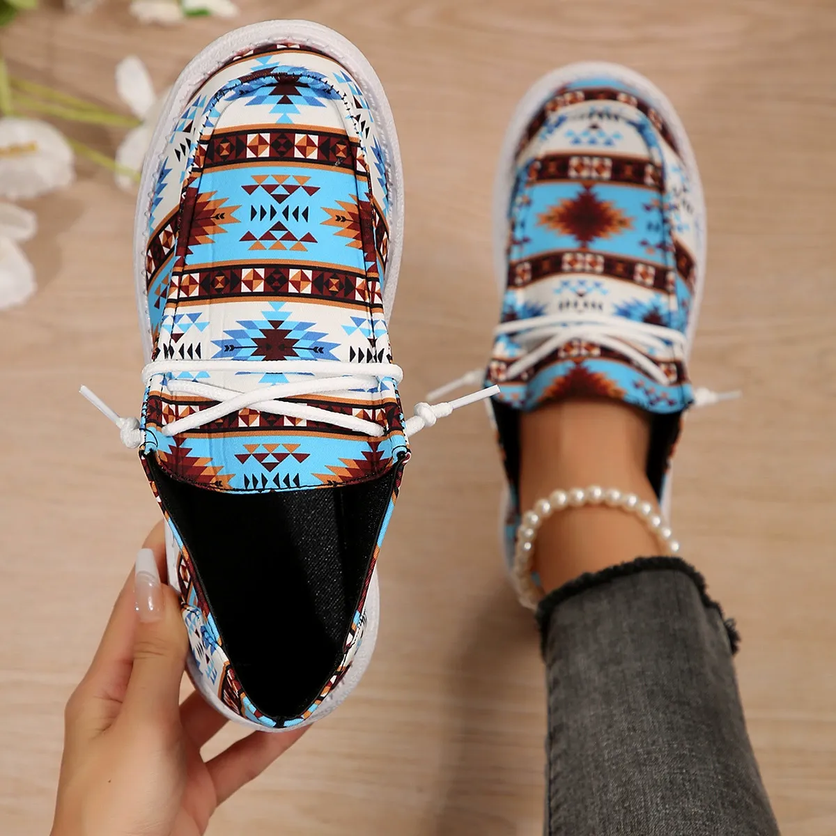 Flat shoes, lightweight lace-up, daily casual, large-size women's shoes