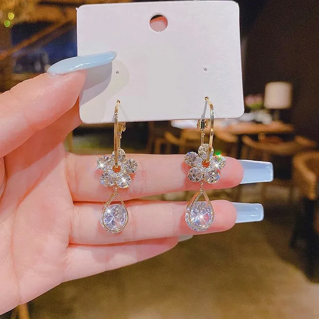 💖 Fashion Flower Crystal Earrings