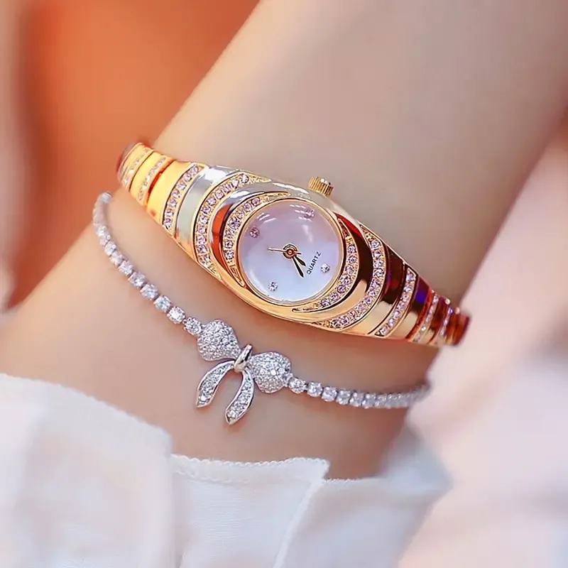 Elegant Lady's Wristwatch with Crystal Accents and Zinc Alloy Band