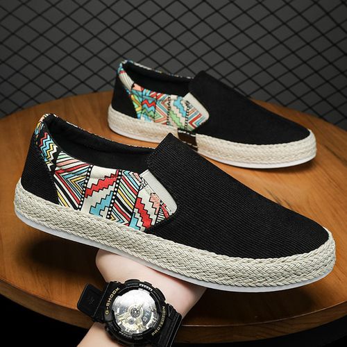Breathable, trendy, lightweight, lazy, slip-on, versatile, no laces