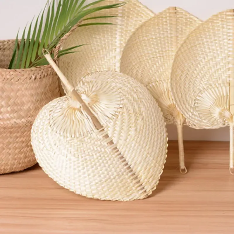 3pcs Handmade Traditional Style Bamboo Woven Heart-shaped Fan Summer Fan