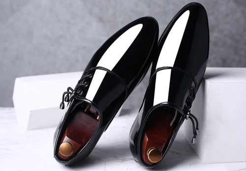 New pointed leather shoes men's business