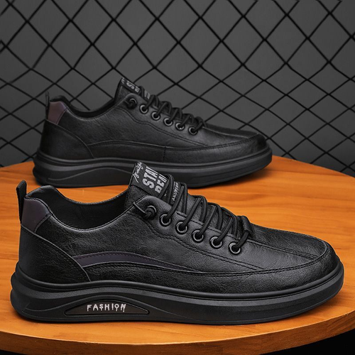 Breathable all-match black sneakers
