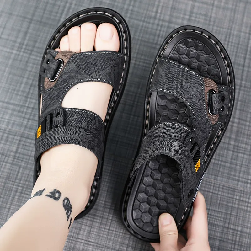 Outerwear soft-soled men's anti-slip beach shoes for driving