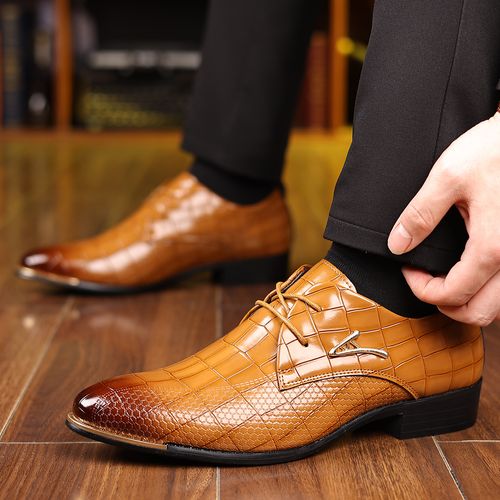 Pointed toe fashionable men's shoes