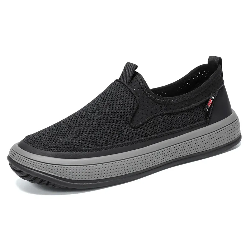 Large-size versatile slip-on shoes with breathable soft soles and lightweight design