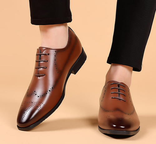 Brown business soft-soled leather shoes